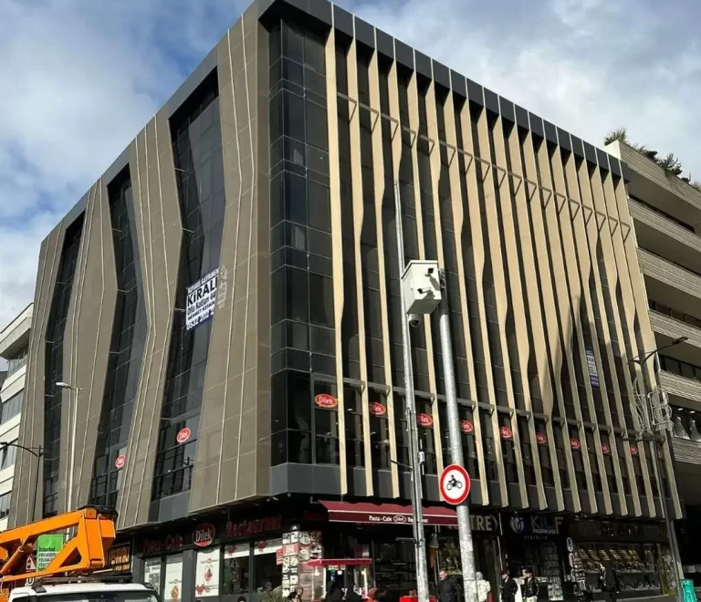 Avcılar Evcil Plaza