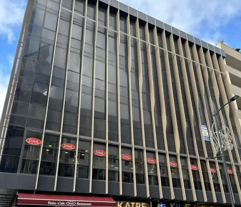 Avcılar Evcil Plaza